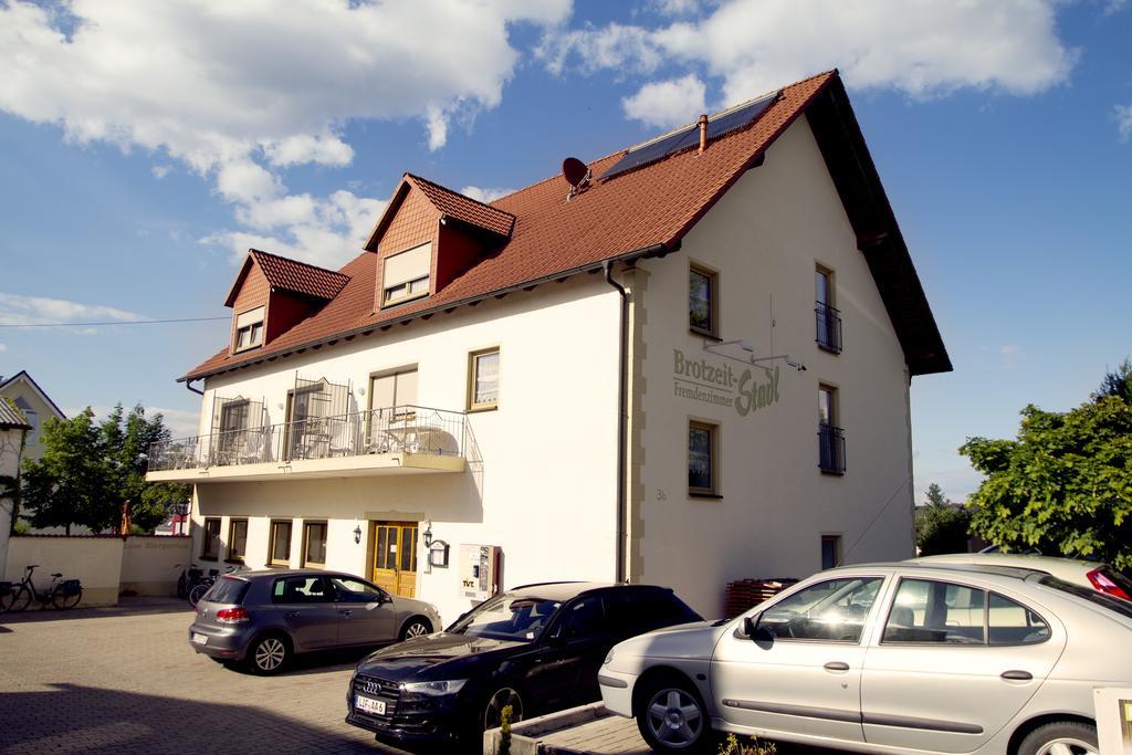 Brotzeit-Stadl Gbr Hotell Bad Staffelstein Eksteriør bilde