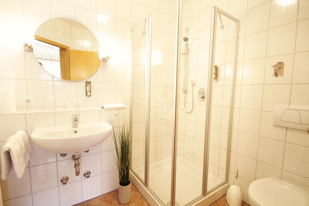 Brotzeit-Stadl Gbr Hotell Bad Staffelstein Rom bilde