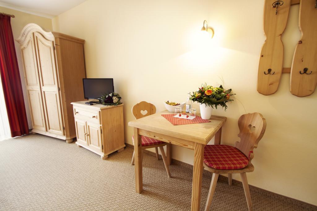 Brotzeit-Stadl Gbr Hotell Bad Staffelstein Rom bilde